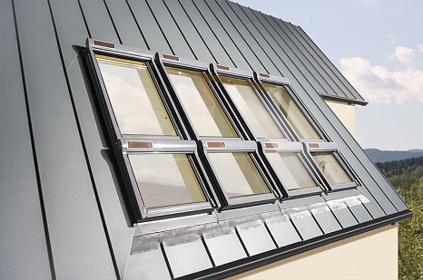 Объект из Мансардные окна Fakro FGH-V P2 GALERIA